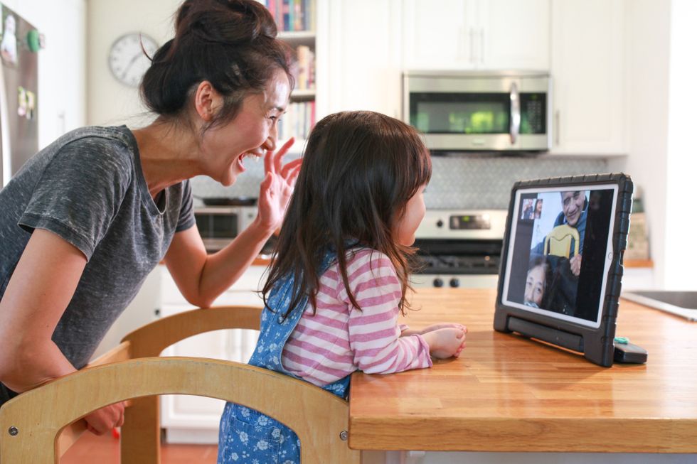 10 fun ways to play with grandparents on Zoom