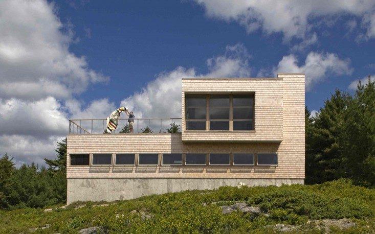 Maine Modern: A Minimalist Shingled House, Thrifty New England Edition
