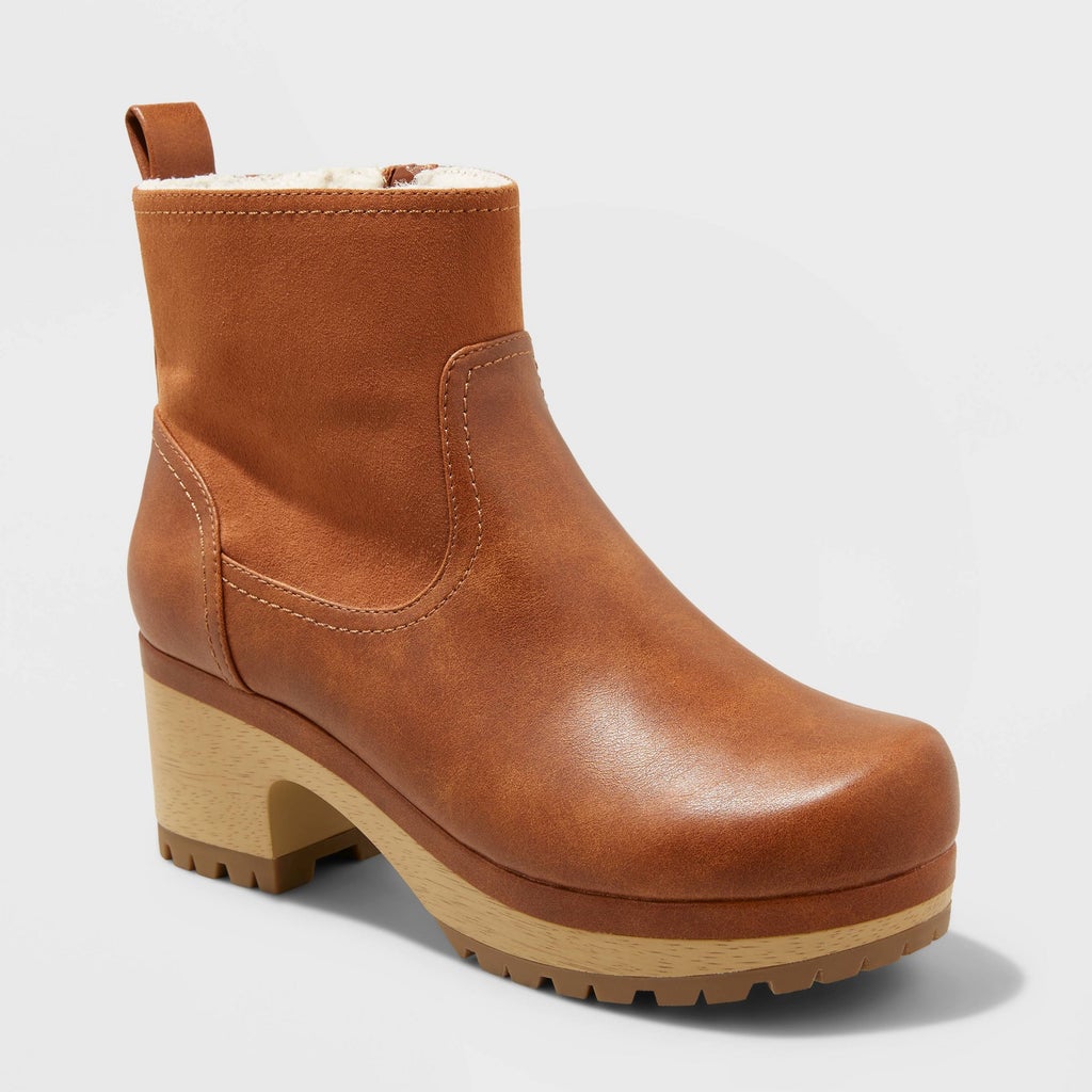 This Under-$40 Clog Boot Only Looks Expensive