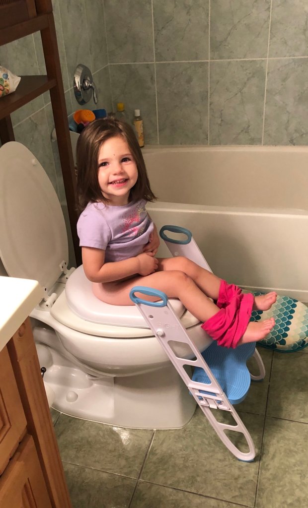 23 Tips for Potty Training Your Toddler BEFORE 2 Years Old