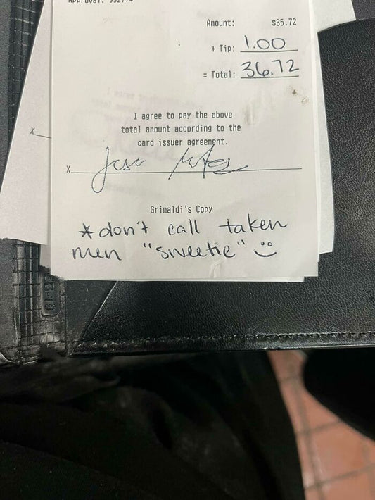 32 Times Servers Had To Deal With Some Of The Worst Customers Ever, As Shared In This Online Community