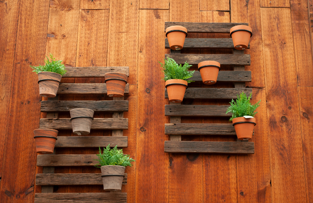 10 Brilliant DIY Pallet Projects Ideas